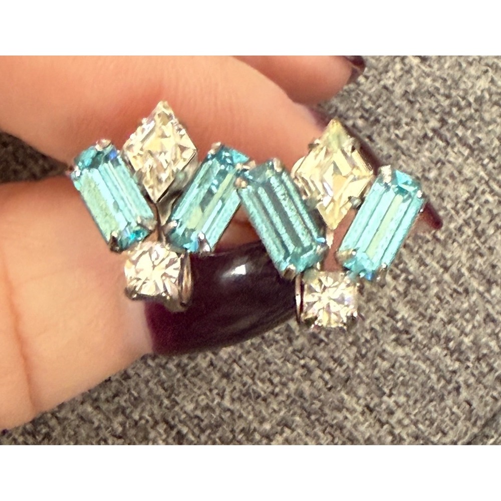 VTG Aqua Rhinestone‎ Screw Back Earrings – 1950s Mid Century Glamour Costume